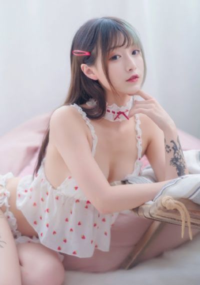 娇妻裸体交换俱乐部61_HD免费观看超清