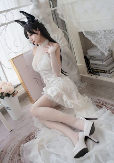 公交车上荫蒂添的好舒服的电影_720免费电视剧