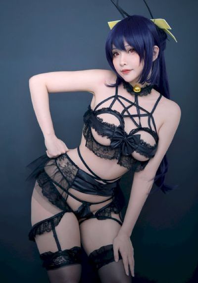 欧美丰满熟妇xx猛交_剧情片迅雷电影在线