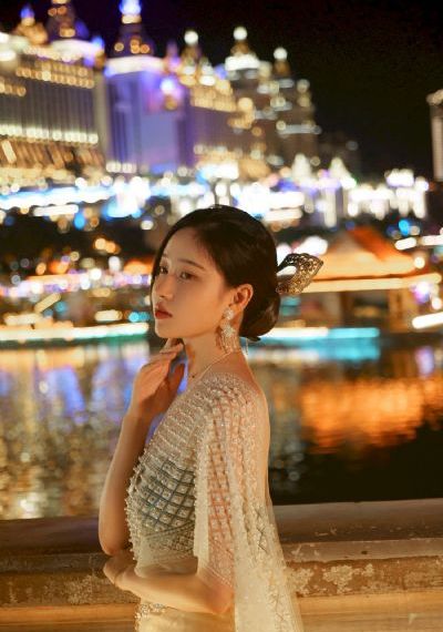 久久免费特黄毛片_超清电影在线观看