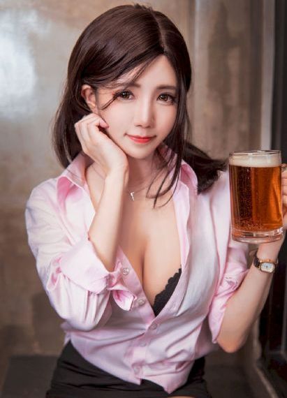 美女被爽到脱内内_HDBD在线观看