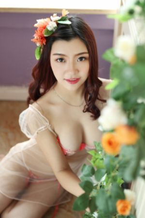 白嫩白嫩美女极品国产在线观看_蓝光免费电视剧
