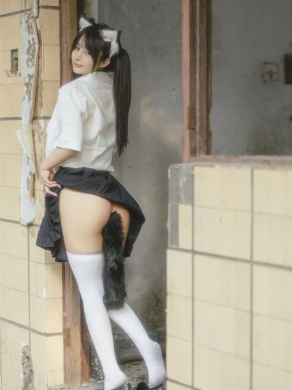 欧美精品模特尤物与黑人αv_电视剧在线观看