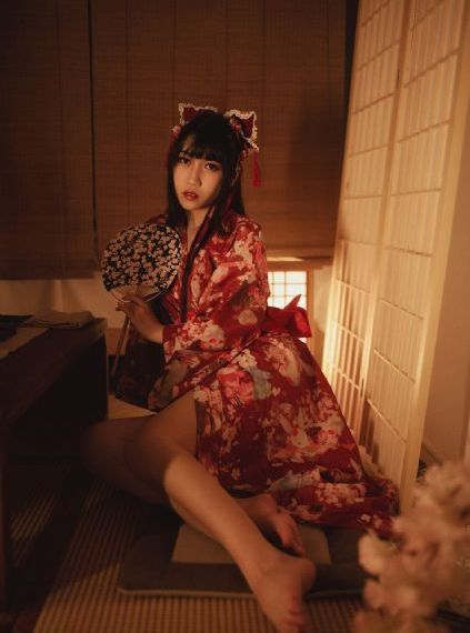 女人18毛片AAA片水真多_720全集在线观看