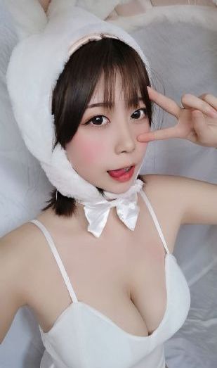 国产偷精品免费观看_1080P完整视频观看