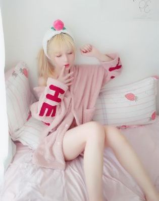 超大胆丝袜人妻无码在线_超清免费观看视频
