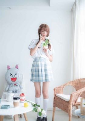 天天综合色网_DVD免费观看视频
